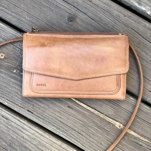 Fossil 👜 Genuine Leather Crossbody Wallet